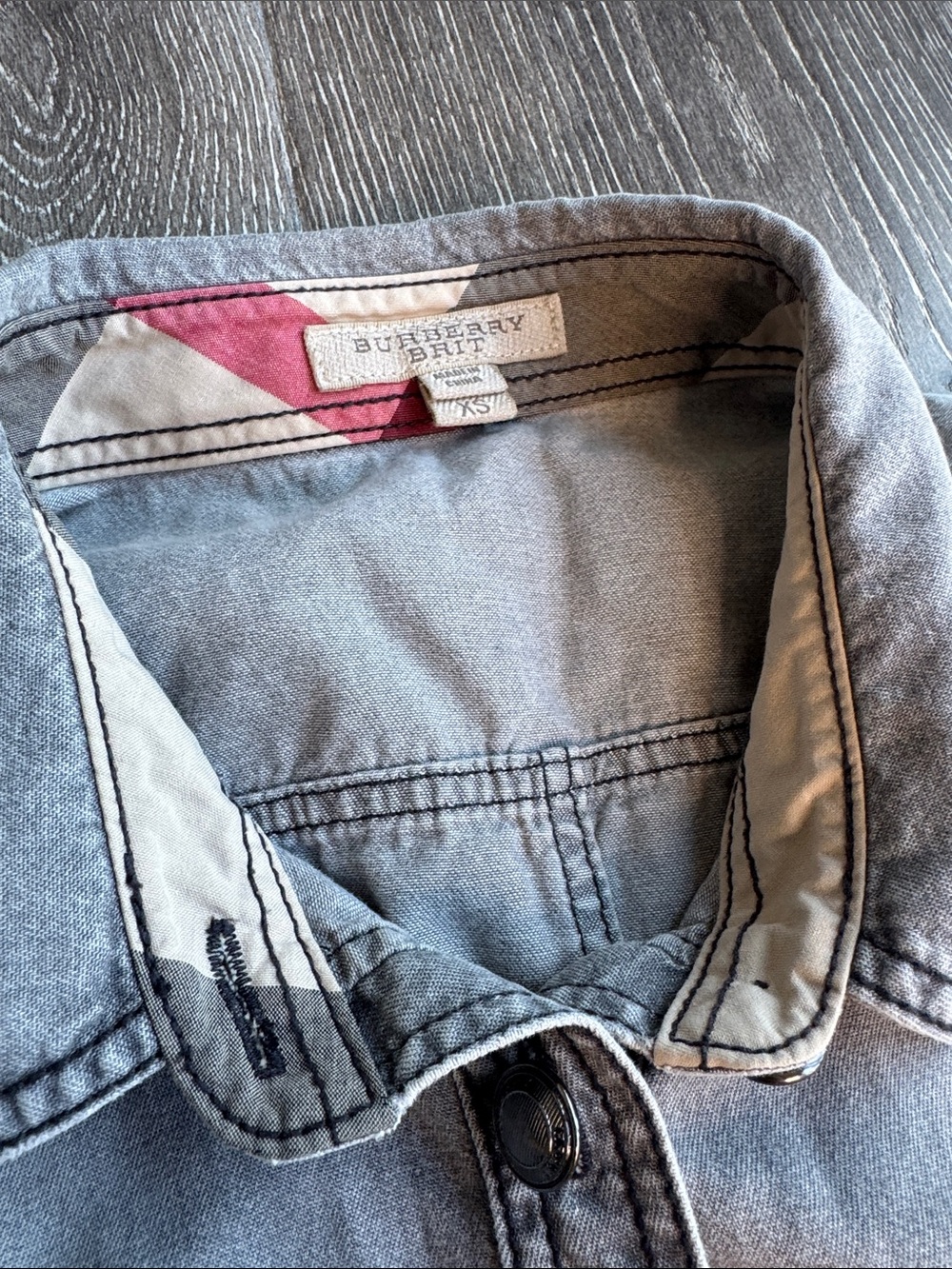 Burberry Gray Button-Front Utility Jacket AZ0709 - Picture 2 of 5